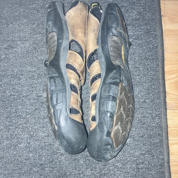 Keen Newport H2 Hiking Sandals Mens Size 11.5 Brown Closed Toe Water Trail Shoes main image 5